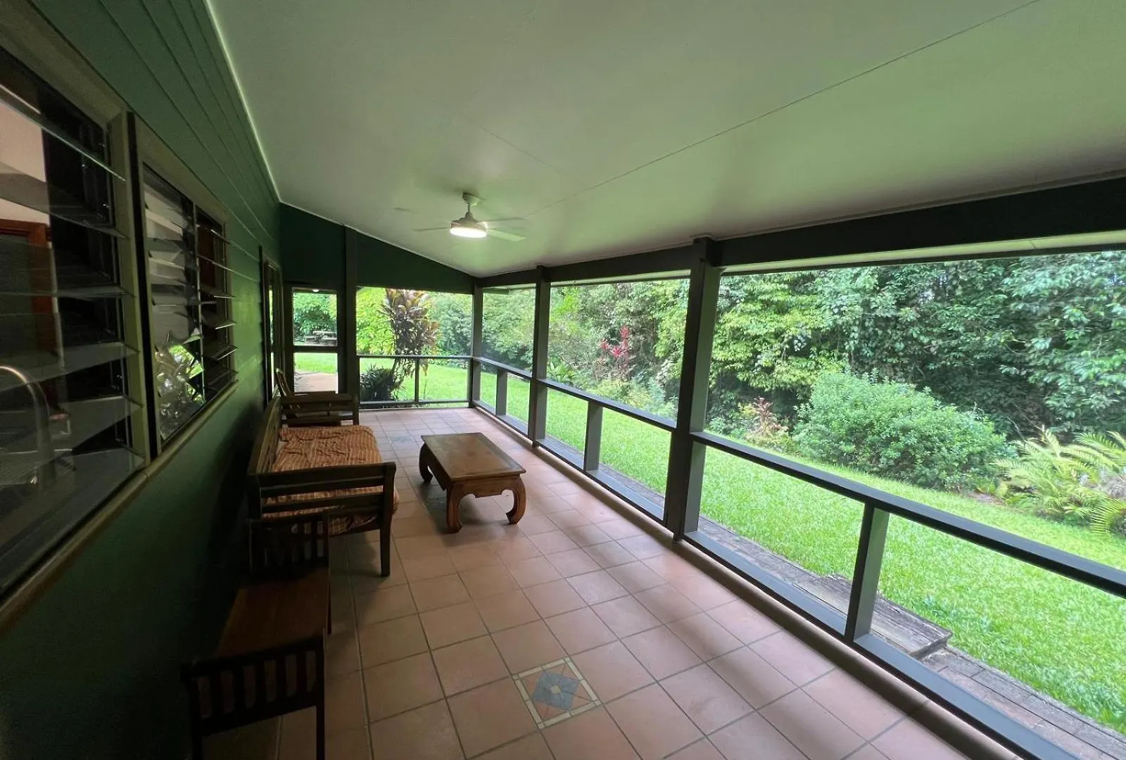 Riflebird Lodge Topaz