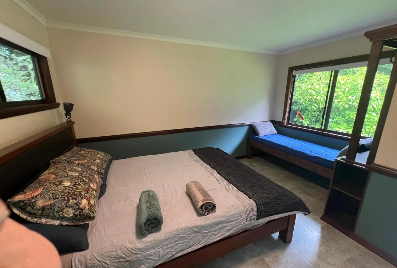 Riflebird Lodge Topaz 0*,